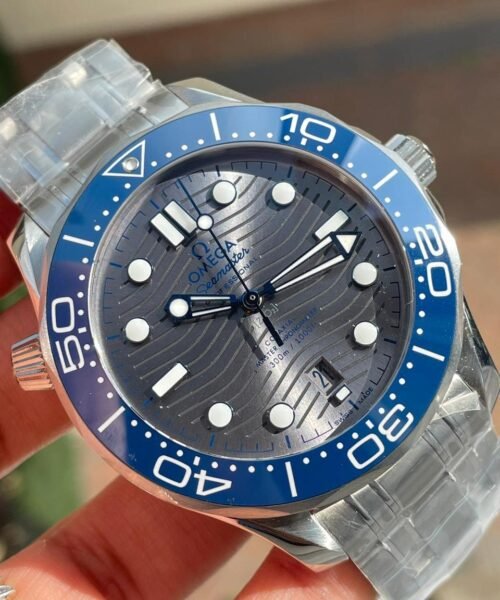 2018 Seamaster Diver 300M VSF 1:1 Best Edition Blue Ceramic Grey Dial on Silver Steel Strap A8800 V2 (Black Balance Wheel) - Image 4