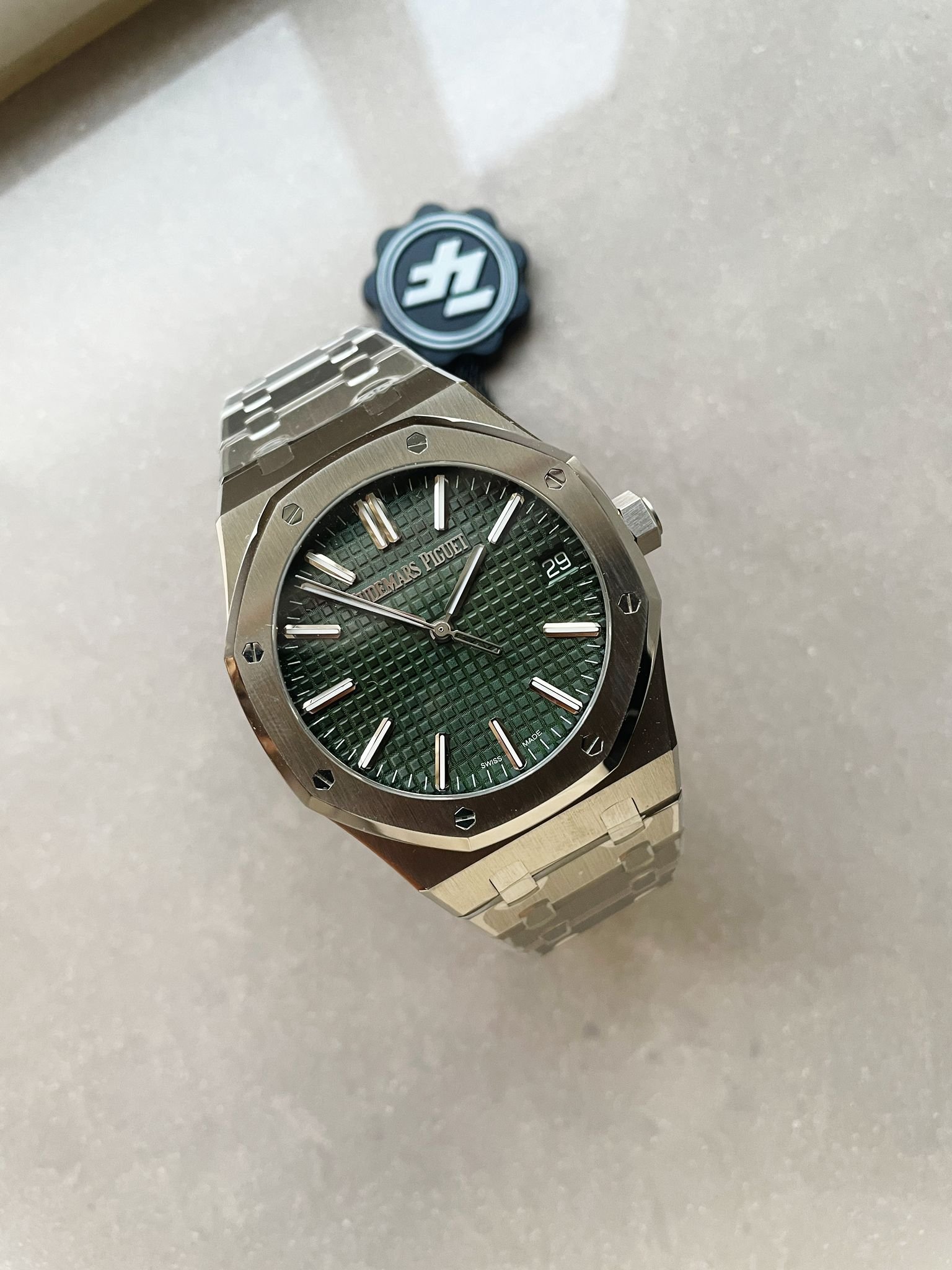 Royal Oak 41mm 15510 "50th Anniversary" SS ZF 1:1 Best Edition Green Textured Dial on SS Bracelet A4302 - Image 3