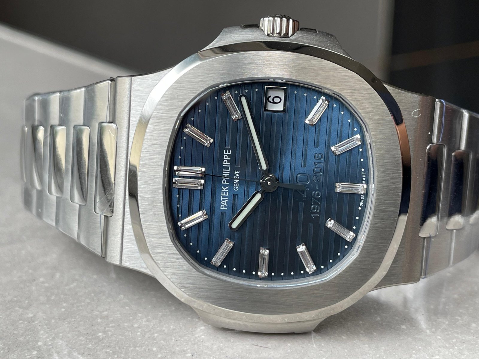Nautilus 5711 40th Anniversary SS PPF 1:1 Best Edition Blue Dial on SS Bracelet A330 - Image 6