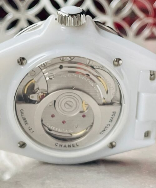 J12 38mm 1:1 Best Edition White Ceramic Dial White Strap on Holding Bracelet - Image 13