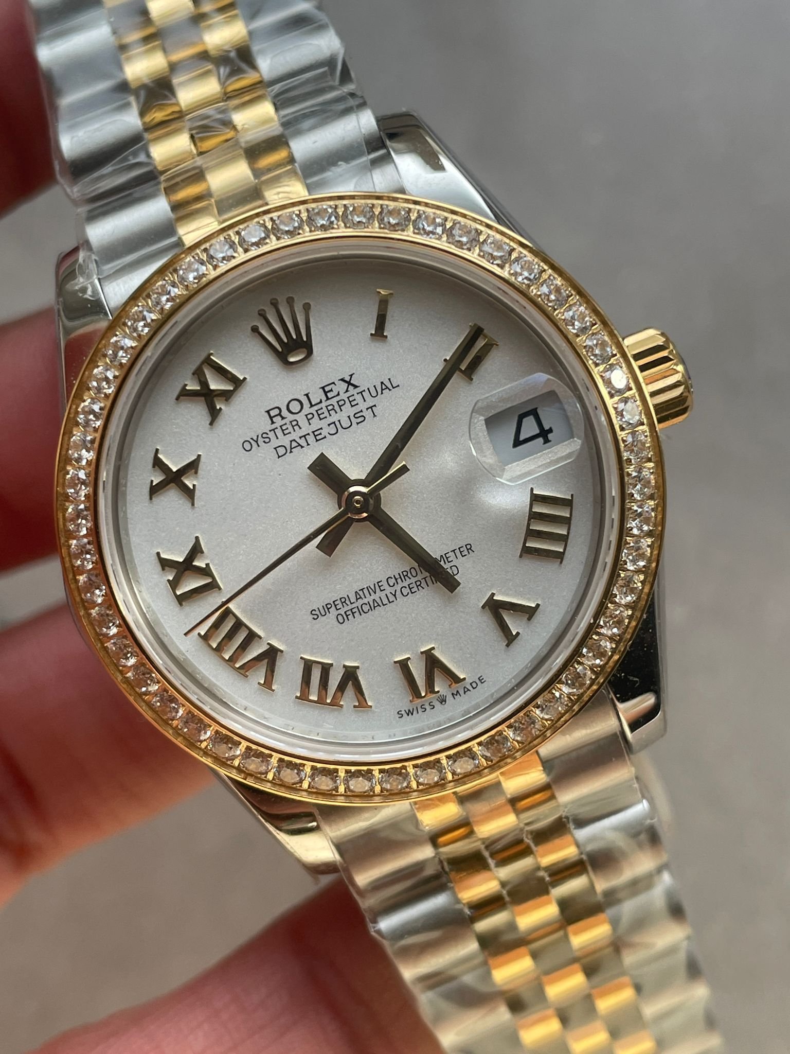 Datejust 31mm 278273 YG/SS White Dial Diamond Bezel on YG/SS Jubilee Bracelet - Image 4