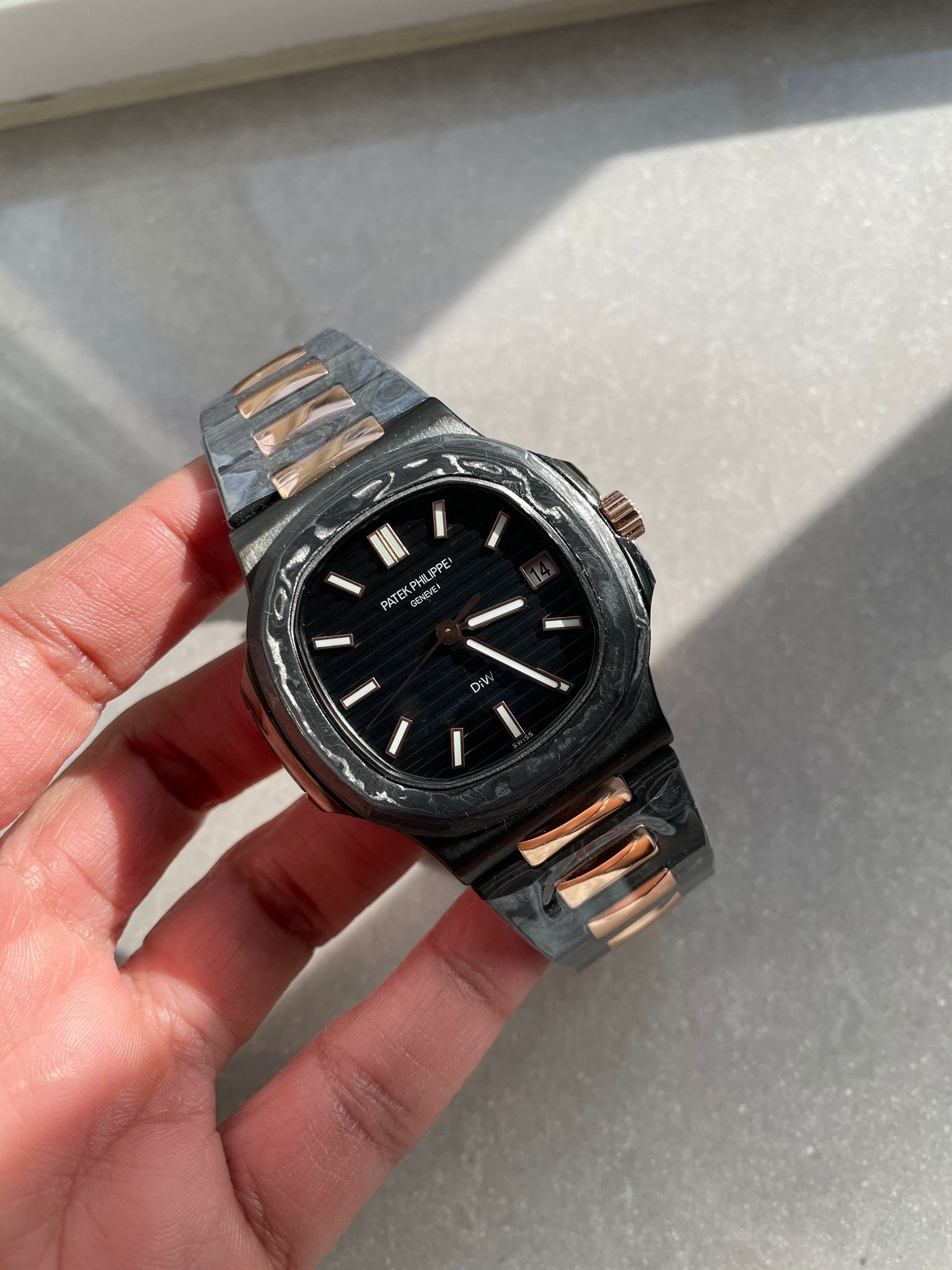 Nautilus 5711 DIW Carbon DIWF 1:1 Best Edition Black Textured Dial on Carbon/RG Bracelet 324CS - Image 13