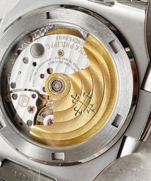 Nautilus 5711/1A PPF VF 1:1 Best Edition Green Textured Dial on SS Bracelet 324CS - Image 10