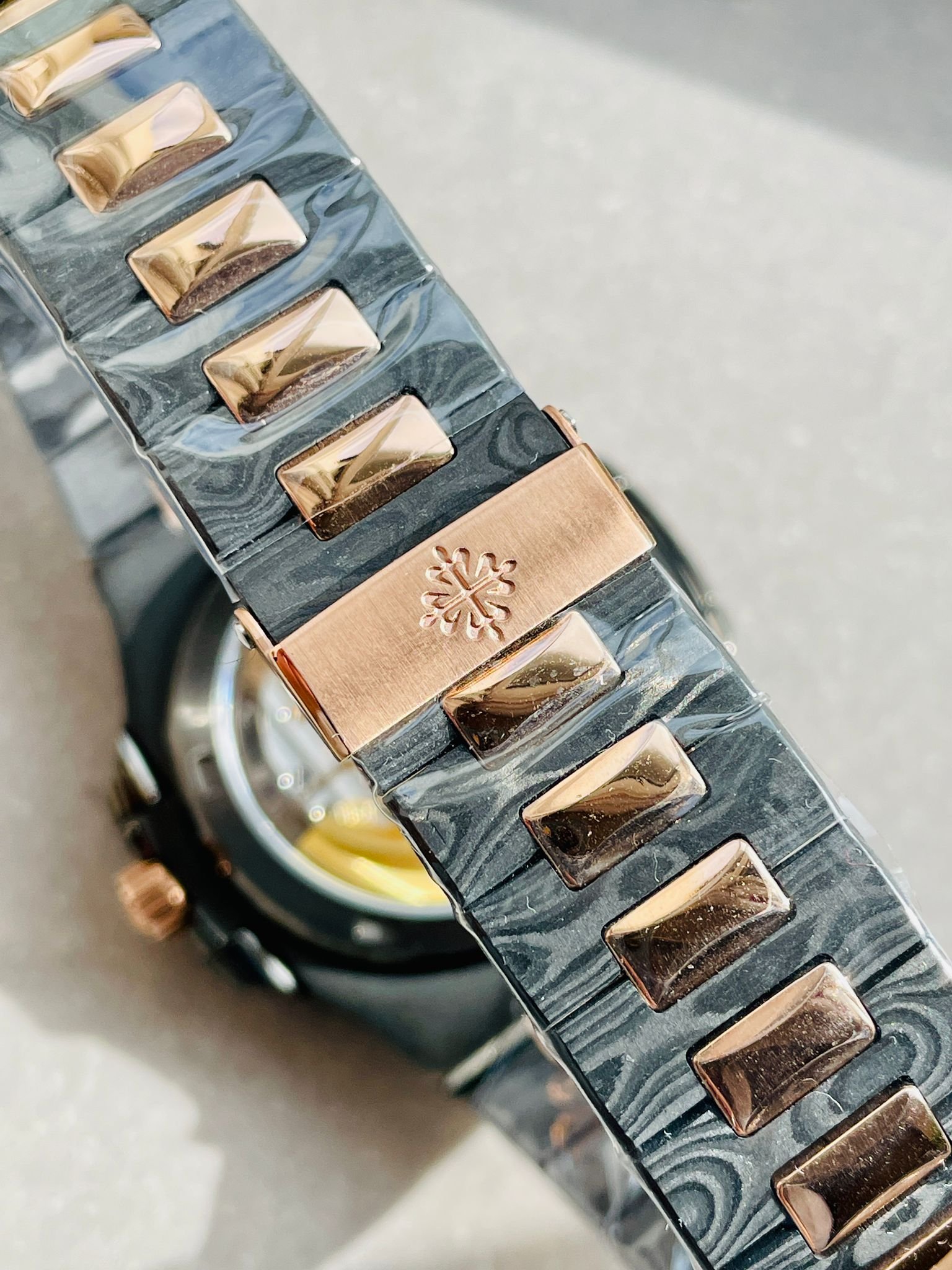 Nautilus 5711 DIW Carbon DIWF 1:1 Best Edition Black Textured Dial on Carbon/RG Bracelet 324CS - Image 19