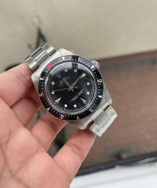 Vintage Milgauss 6541 PT Edition Black Dial on Rivet Bracelet - Image 2
