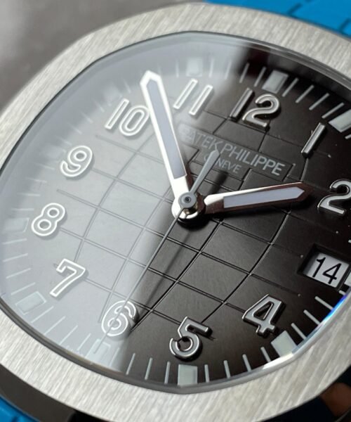 Aquanaut 5168G 42mm SS 3KF Best Edition Black Dial on Light Blue Rubber Strap A324 V2 - Image 12