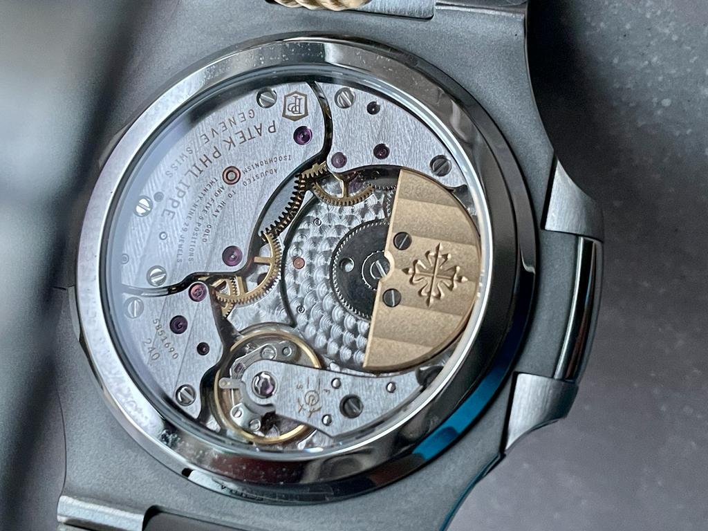 Nautilus 5712 SS PPF Best Edition Blue Dial on SS Bracelet A240 V2 - Image 11