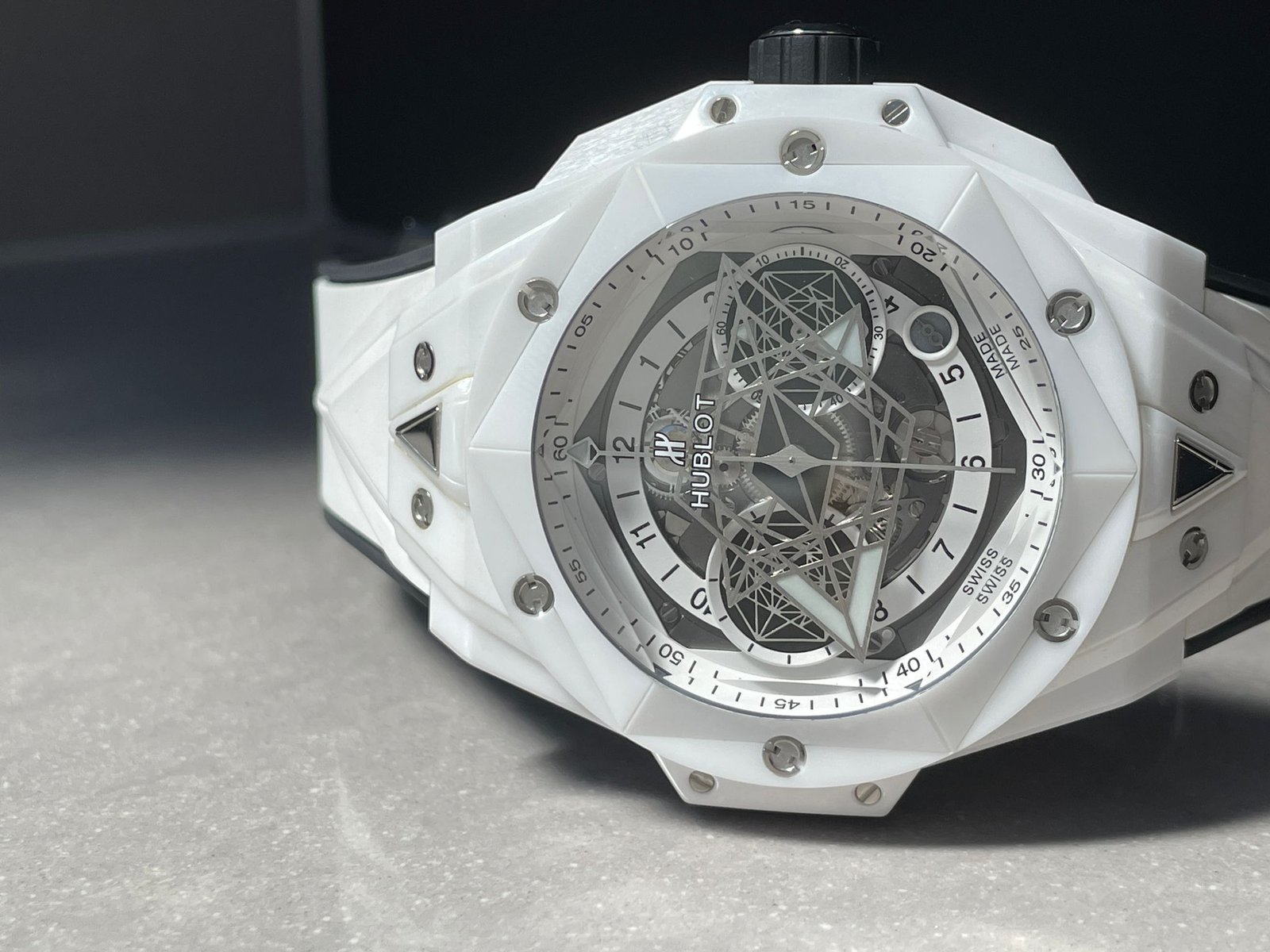 Big Bang Sang Bleu II White Ceramic BBF Best Edition on White Rubber Strap A1240 - Image 6