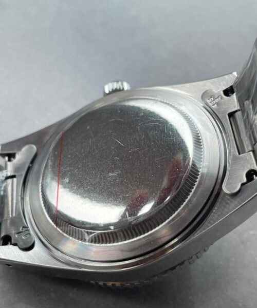 Vintage Milgauss 6541 PT Edition Black Dial on Rivet Bracelet - Image 7