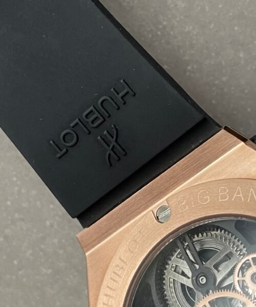 BIG BANG UNICO Big Bang 45 mm Black bezel Black rubber strap - Image 11