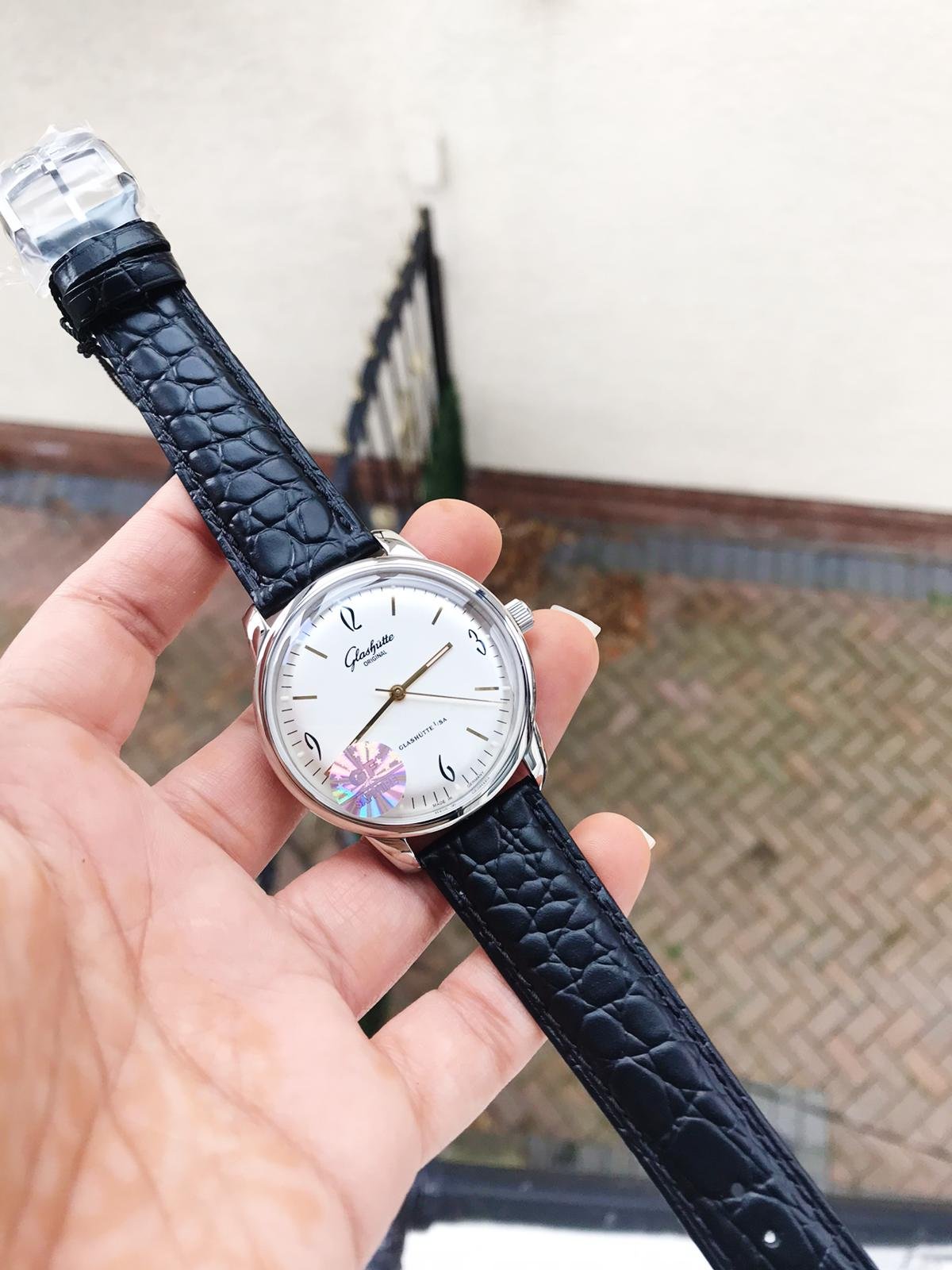 Senator Automatic GF SS White Dial on Black Leather Strap A3959