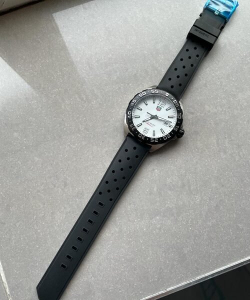 TAG HEUER FORMULA 1  White dial Rubber Strap Swiss Rhonda quart - Image 7