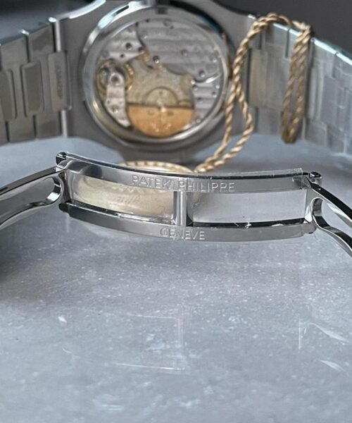Nautilus 5712 SS PPF Best Edition Blue Dial on SS Bracelet A240 V2 - Image 9
