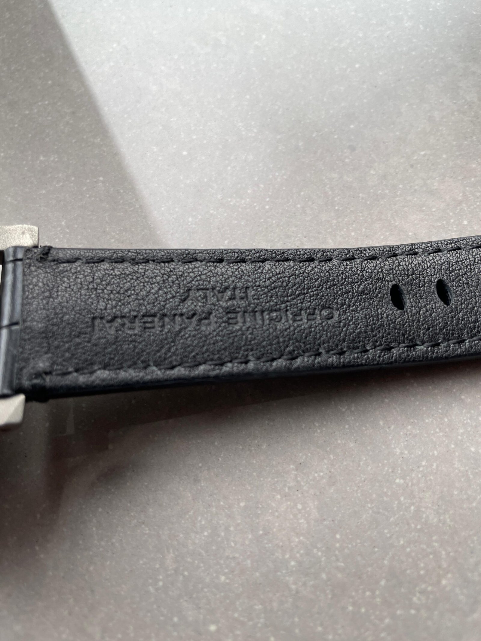 Luminor GMT "Luna Rossa" PAM01096 TI Black Dial Stick on Leather Strap VSF P9010 pam1096 - Image 16