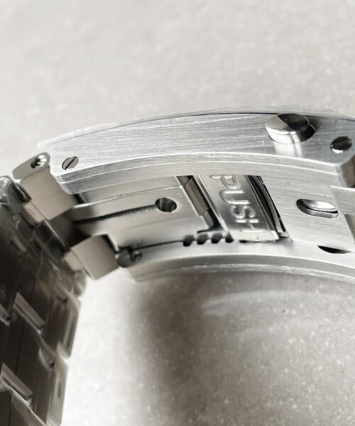 Seamaster 300M Chrono SS OMF 1:1 Best Edition Blue Dial on SS Bracelet A9900 - Image 9