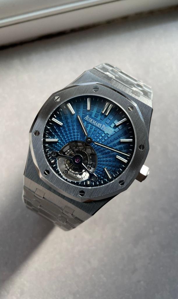Royal Oak 26530 blue dial SS strap and SS bezel tourbillon R8 factory - Image 3