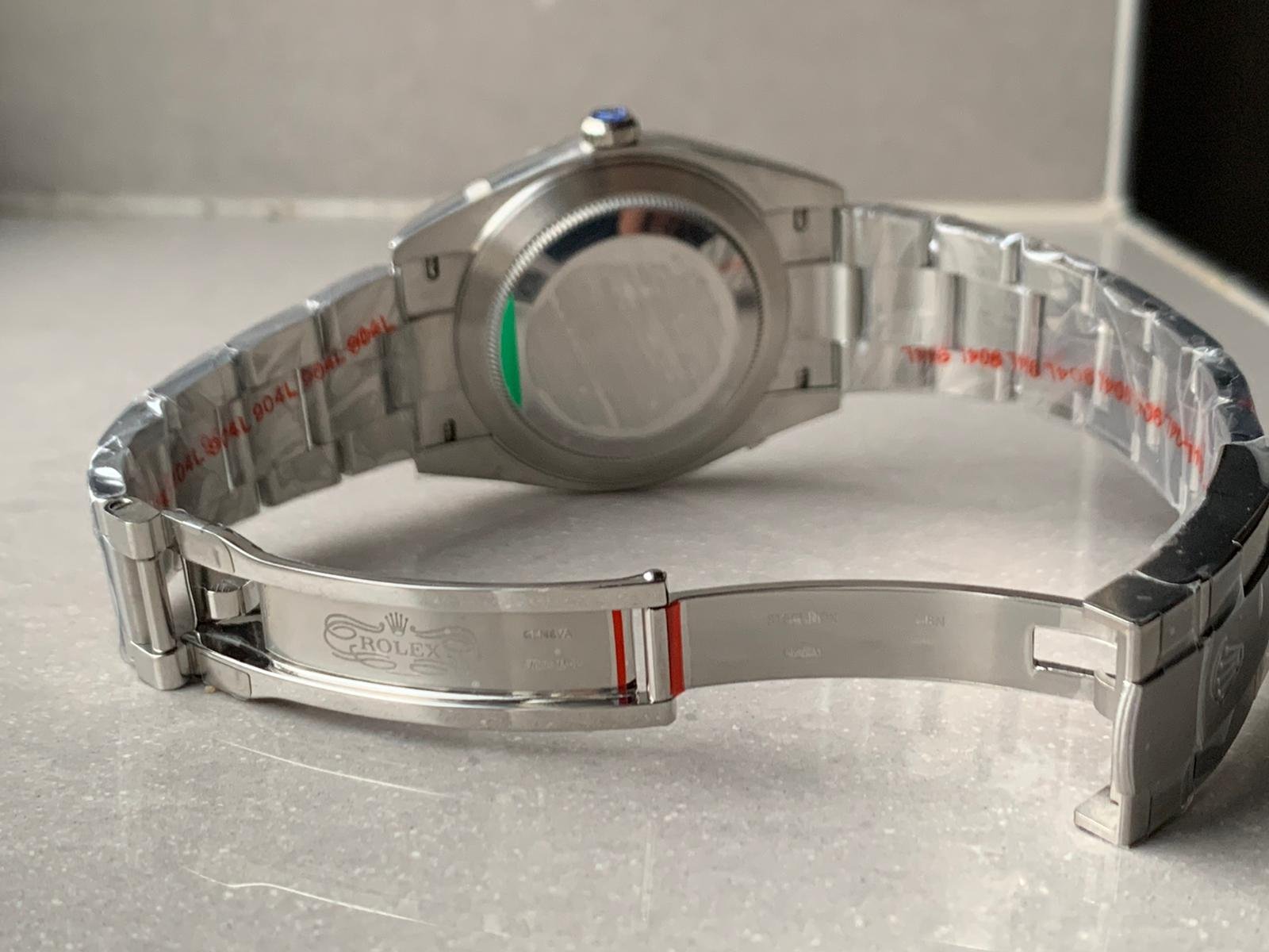 OYSTER PERPETUAL EW FACTORY SILVER DIAL 41MM Asian 3230 automatic movement - Image 4