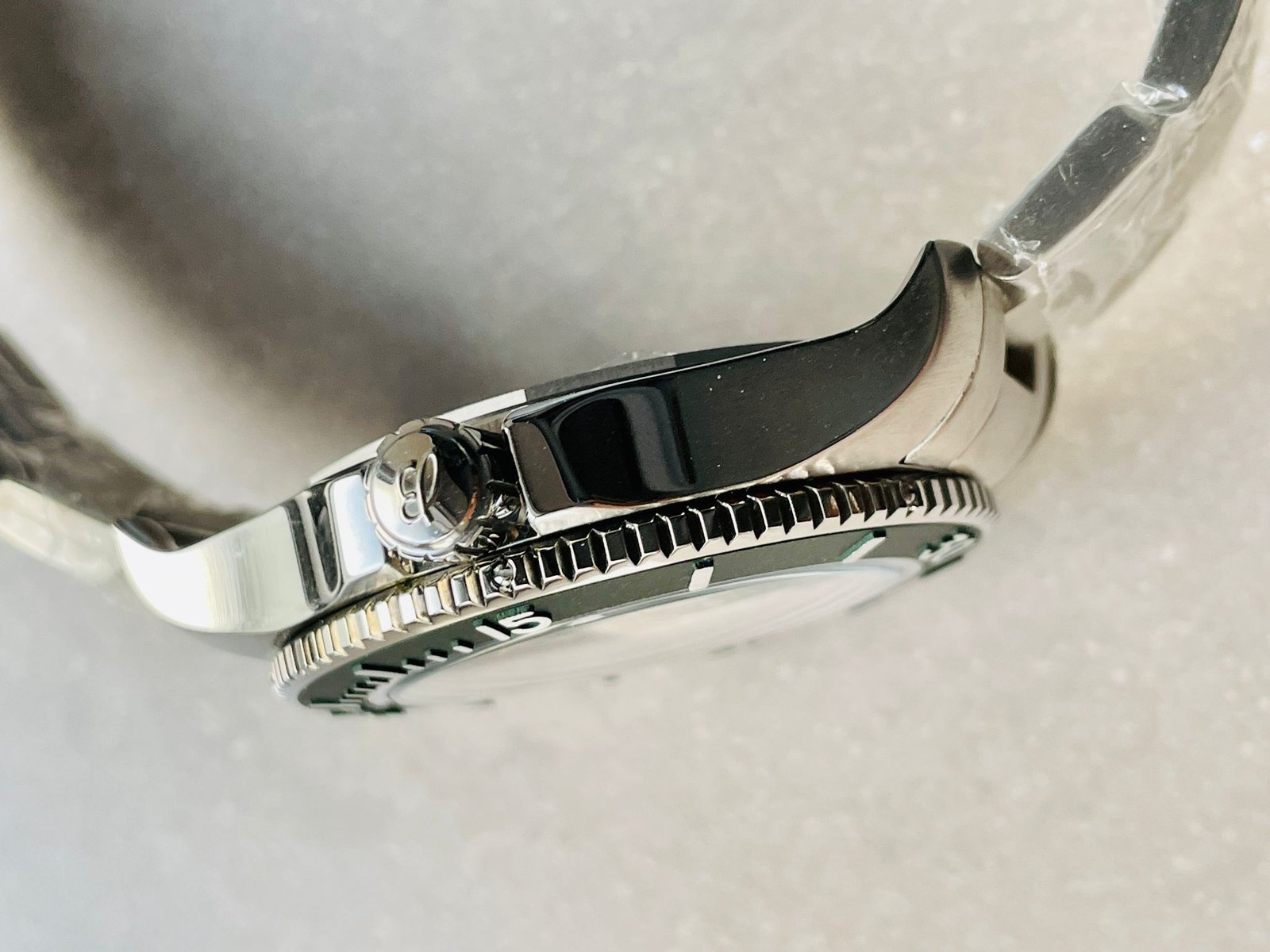 Superocean Automatic 44 BLSF 1:1 Best Edition Green Dial Green Bezel on SS Strap A2824 - Image 5