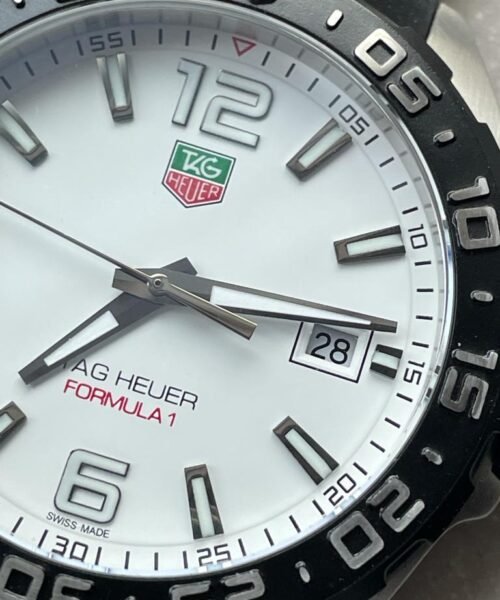 TAG HEUER FORMULA 1  White dial Rubber Strap Swiss Rhonda quart - Image 4