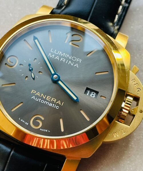 PAM1115 YG VSF 1:1 BEST EDITION BLACK DIAL ON BLACK LEATHER STRAP P.9010 - Image 4