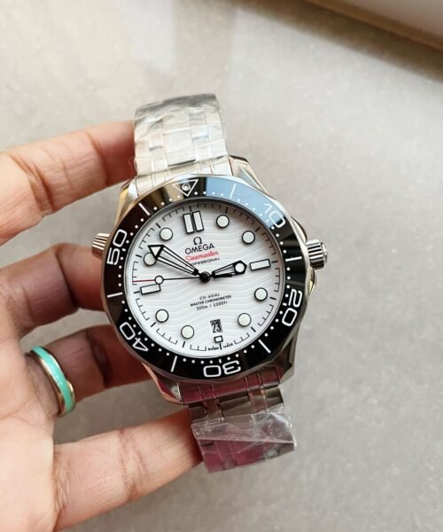 Seamaster Diver 300M SS VSF 1:1 Best Edition Black Bezel White Dial on SS Bracelet A8800 - Image 4