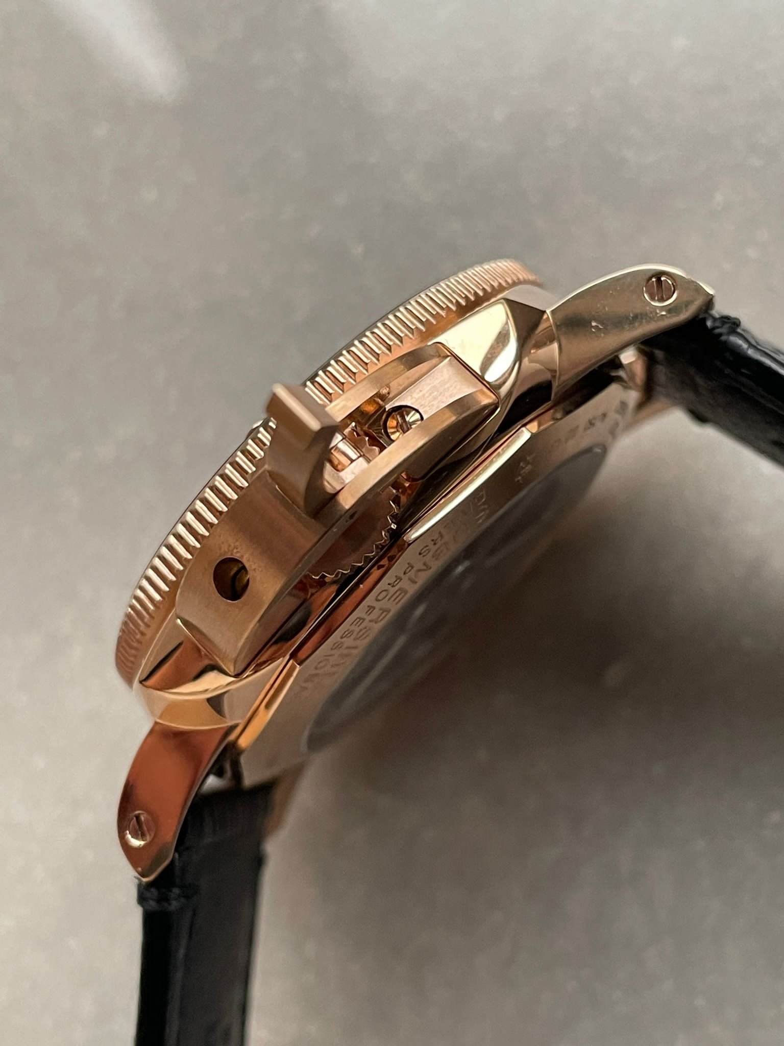PAM974 Luminor Submersible Rose Gold VSF 1:1 Best on Black Rubber Strap AXXXIV - Image 15