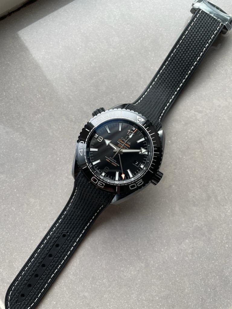 Omega Seamaster Planet Ocean 600M Deep Black In Red GMT 215.92.46.22.01.001 VSF PVD Black Dial Swiss 8906 - Image 11