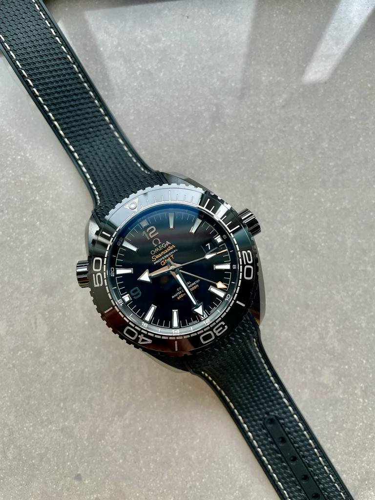 Omega Seamaster Planet Ocean 600M Deep Black In Red GMT 215.92.46.22.01.001 VSF PVD Black Dial Swiss 8906 - Image 9