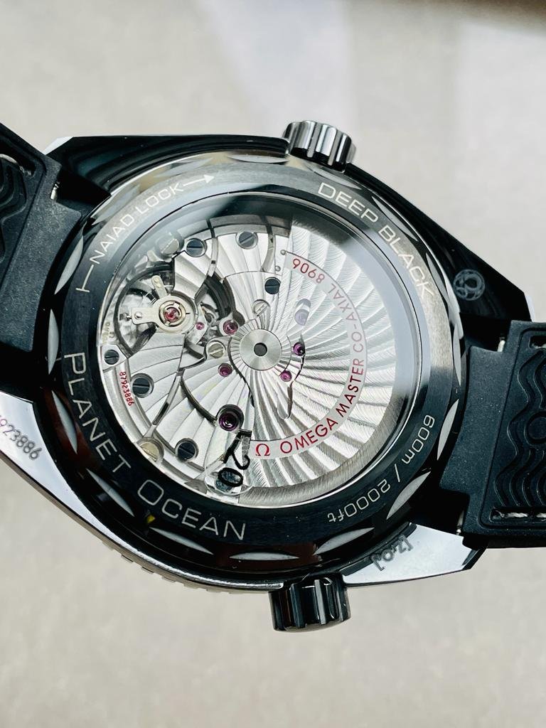Omega Seamaster Planet Ocean 600M Deep Black In Red GMT 215.92.46.22.01.001 VSF PVD Black Dial Swiss 8906 - Image 15
