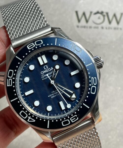 SEAMASTER 300M 42MM JAMES BOND 60TH ANNIVERSARY VSF BEST EDITION ON MESH BRACELET A8806 - Image 7