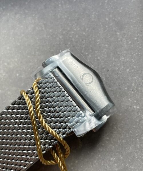 SEAMASTER 300M 42MM JAMES BOND 60TH ANNIVERSARY VSF BEST EDITION ON MESH BRACELET A8806 - Image 11