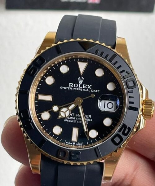 Yacht-Master 42mm 226658 YG Black Dial on Rubber Strap Clean VR3235