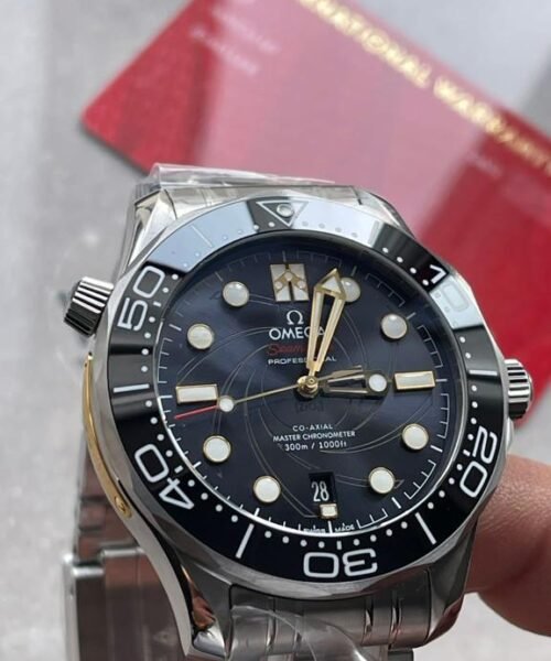 Seamaster Diver 300m Co-Axial Master Chronometer "James Bond 007 " SS Black Dial on SS Bracelet VSF ORF Asia 8800  50TH ANNIVERSARY - Image 4