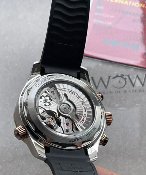 SEAMASTER 300M CHRONO SS/RG OMF 1:1 BEST EDITION BLACK DIAL ON BLACK RUBBER STRAP A9900 - Image 6