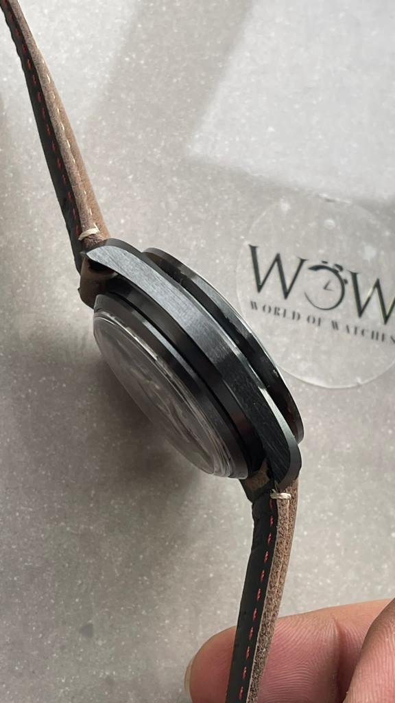 SPEEDMASTER "DARK SIDE OF THE MOON" REAL CERAMIC OMF 1:1 BEST EDITION VINTAGE BLACK ON BROWN LEATHER STRAP A9300 V2 - Image 3