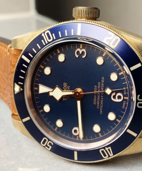 Heritage Black Bay Bronze Blue XF 1:1 Best Edition on Aged Brown Leather Strap A2824 V3 (Free Nato Strap) - Image 4