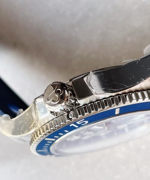 SuperOcean II 44mm GF 1:1 Best Edition Blue Dial on Blue Rubber Strap A2824 - Image 6