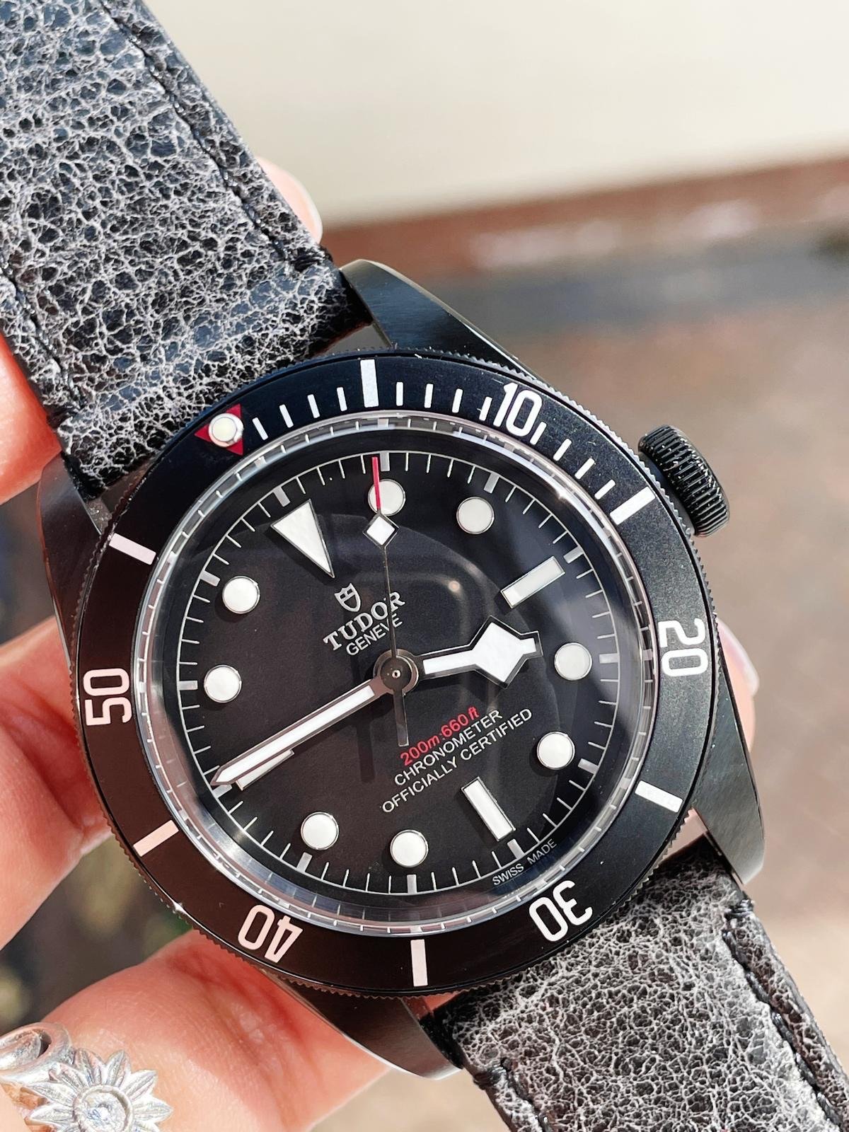 HERITAGE 2016 BLACK BAY SHIELD DLC ZF 1:1 BEST EDITION BLACK BEZEL ON ASSO. LEATHER STRAP A2824 - Image 5