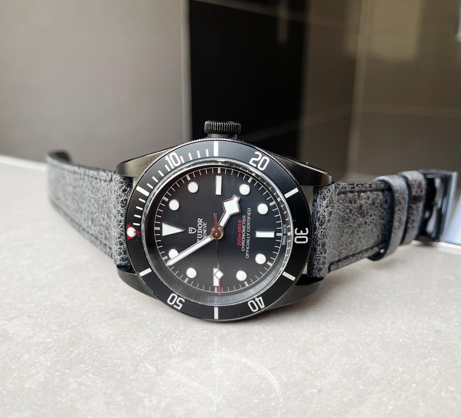 HERITAGE 2016 BLACK BAY SHIELD DLC ZF 1:1 BEST EDITION BLACK BEZEL ON ASSO. LEATHER STRAP A2824 - Image 10