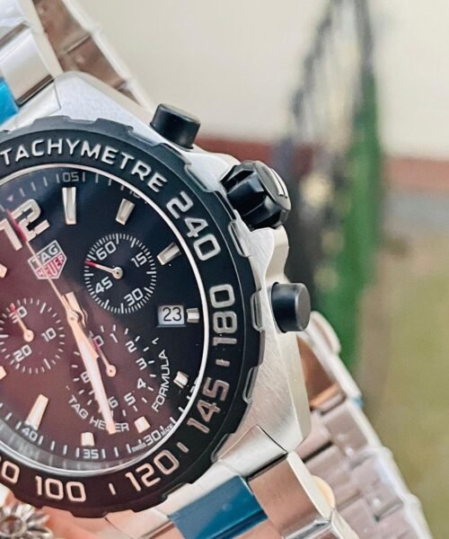TAG Formula 1 BLACK DIAL STAINLESS STEEL STRAP QUARTZ MOVEMENT - Image 3