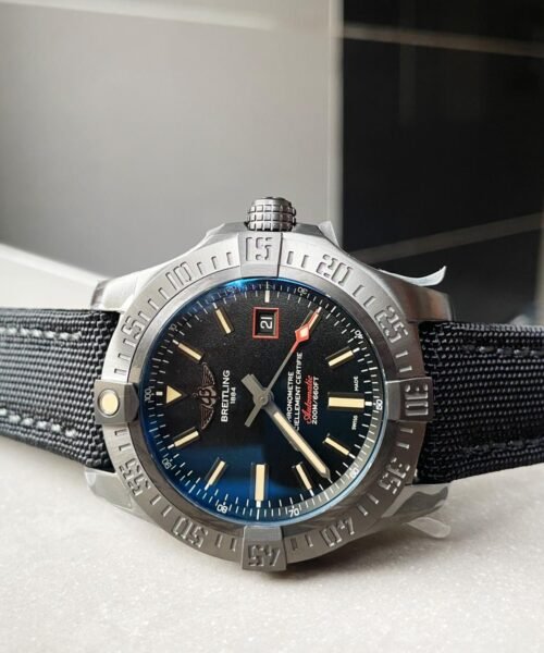 AVENGER BLACKBIRD 44MM DLC GF 1:1 BEST EDITION TITANIUM CASE BLACK DIAL ON BLACK RUBBER STRAP A2824 V4 - Image 3