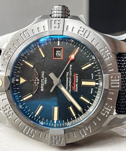 AVENGER BLACKBIRD 44MM DLC GF 1:1 BEST EDITION TITANIUM CASE BLACK DIAL ON BLACK RUBBER STRAP A2824 V4 - Image 2
