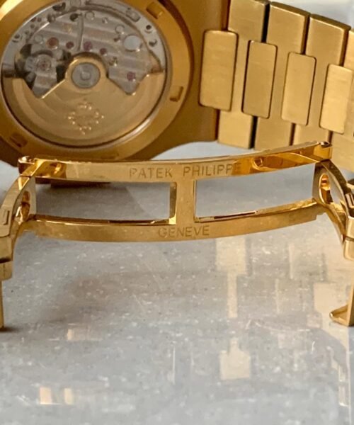 ICED Nautilus Jumbo 5711 YG TWF Full Paved Diamonds Dial Case and Bracelet A324 - Image 6