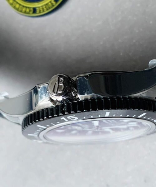 Superocean 44mm Special GF 1:1 Best Edition Black Dial on Black Rubber Strap A2824 - Image 5