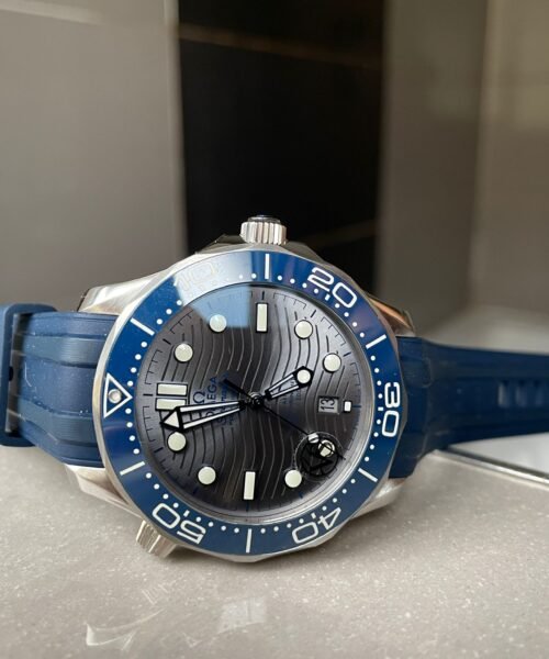2018 Seamaster Diver 300M VSF 1:1 Best Edition Blue Ceramic Grey Dial on blue rubber strap Strap A8800 - Image 3