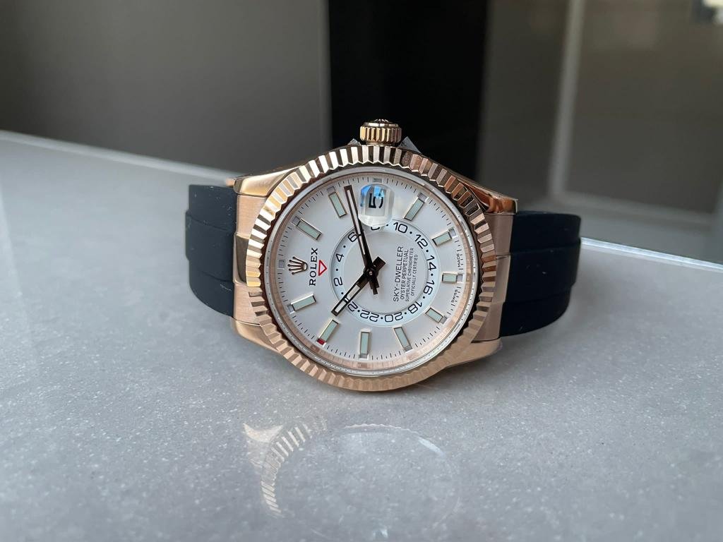 Skydweller SS/RG twf best edition white dial on rubber bracelet A23J - Image 5