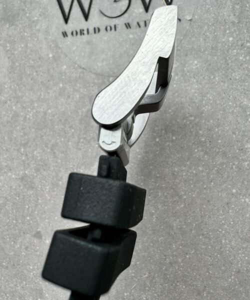 ZF Royal Oak Offshore Diver 15720 SS Black Dial on Rubber Strap A4308 - Image 13