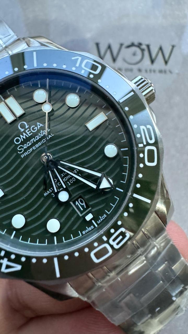 VSF Seamaster Diver 300M 1:1 Best Edition Green Ceramic Green Dial on SS Bracelet A8800 - Image 8