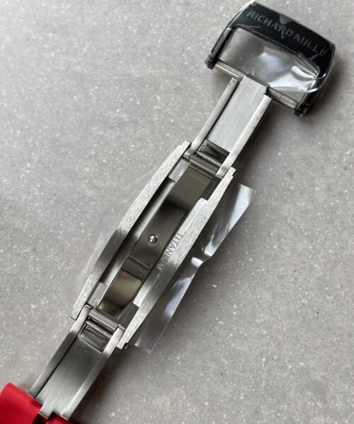 RM035-02 Red Carbon ZF 1:1 Best Edition Skeleton Dial on Red Rubber Strap NH05A V5 - Image 16