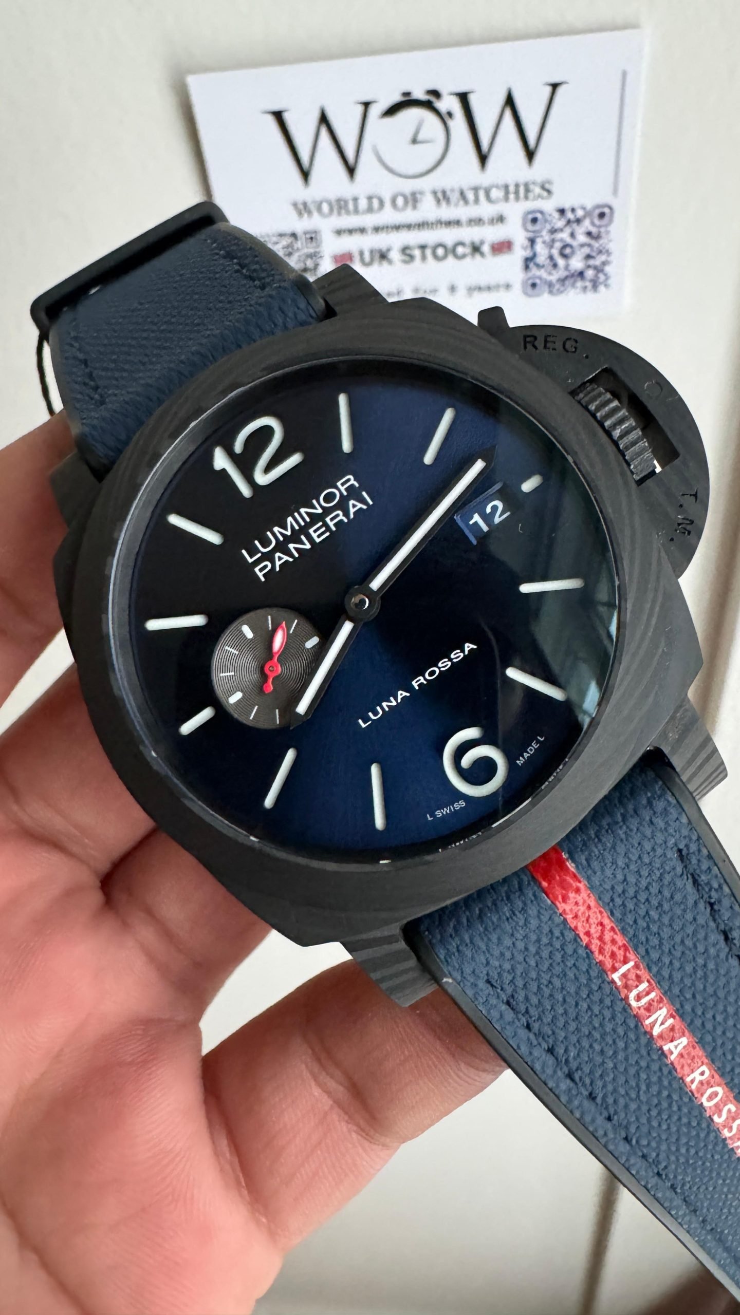 PAM1529 Luna Rossa Carbotech VSF 1:1 Best Edition on Blue Fabric Strap P.9010